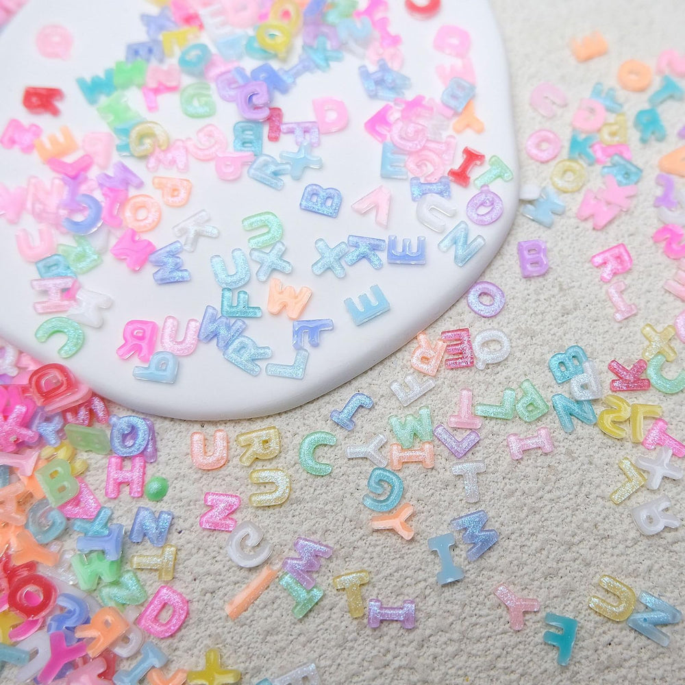 ROFIBUT acabado brillante para diseños llamativos en uñas.