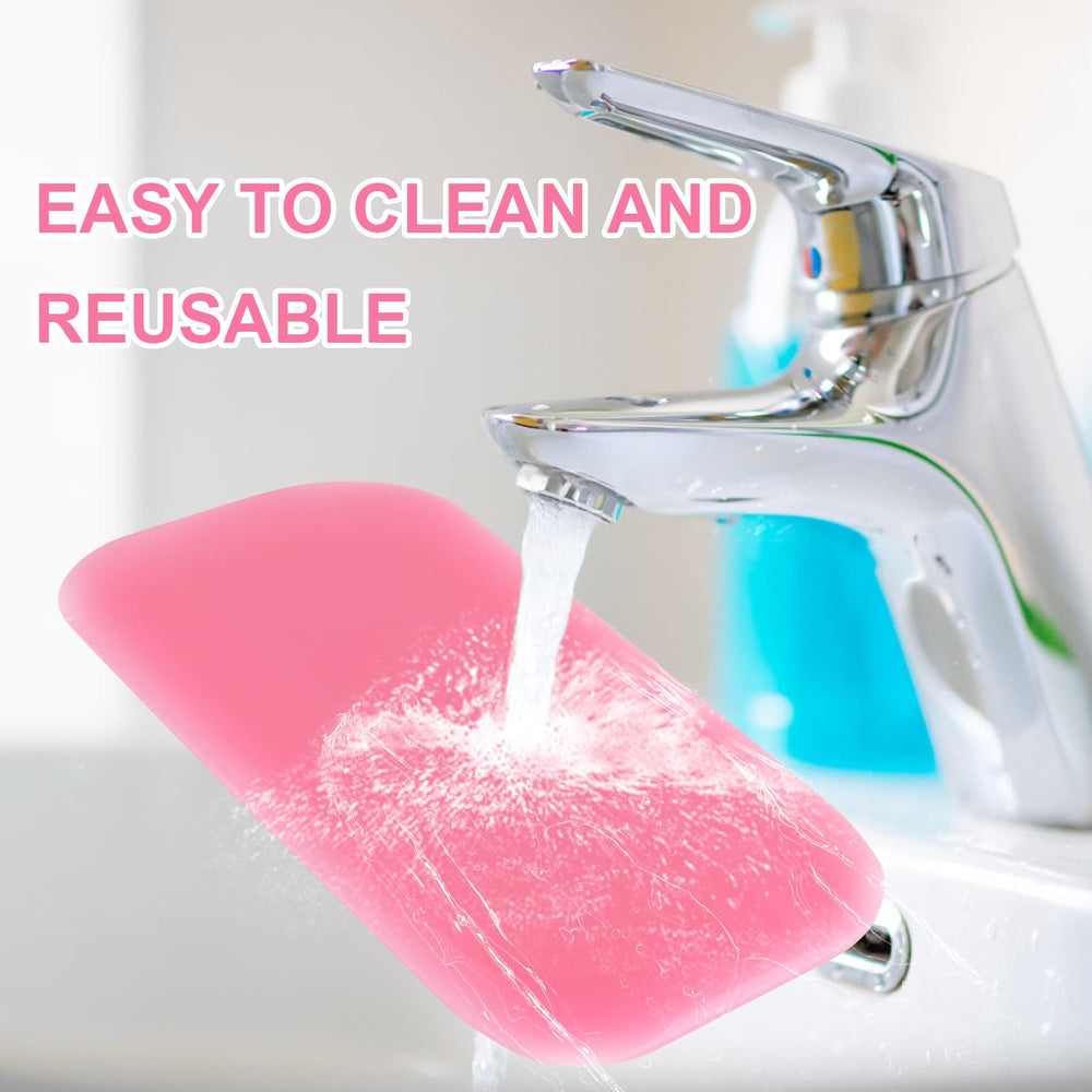 Rolybag lightweight silicone pad easy to carry in your lash kit.