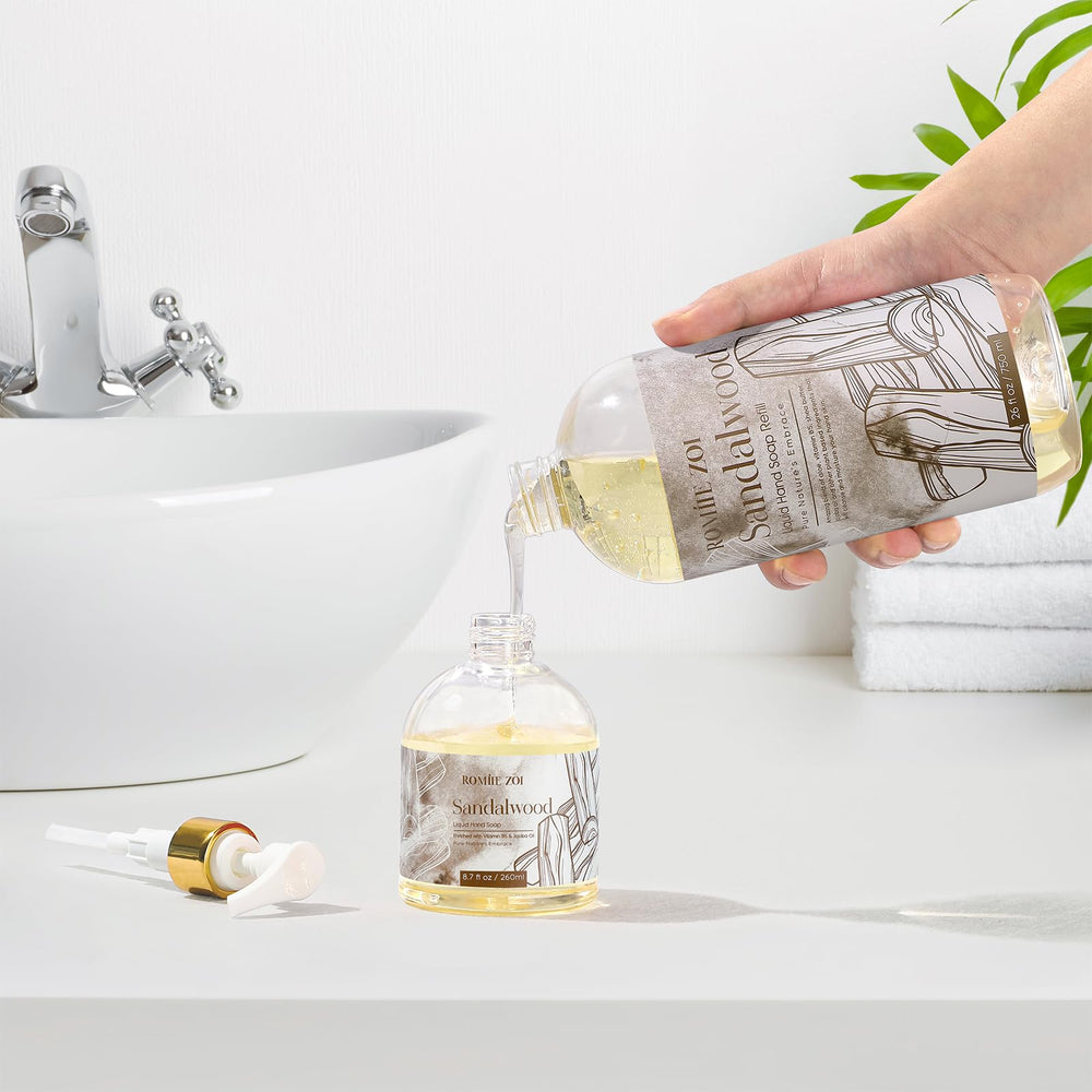 ROMIIE ZOI Aloe y vitamina B5 protegen la piel tras el lavado.