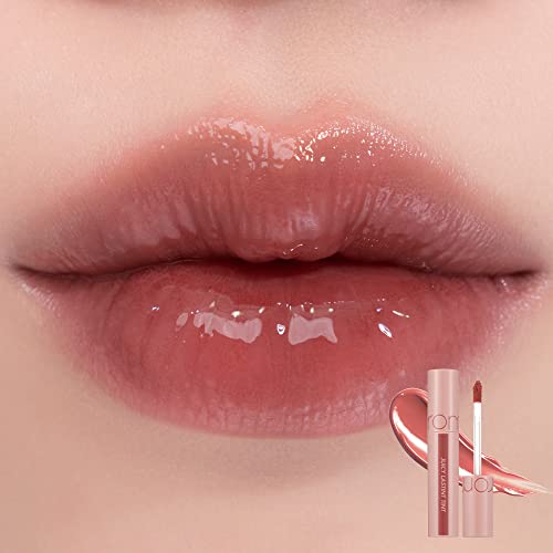 rom&nd labial nucadamia textura ligera que se desliza sin esfuerzo