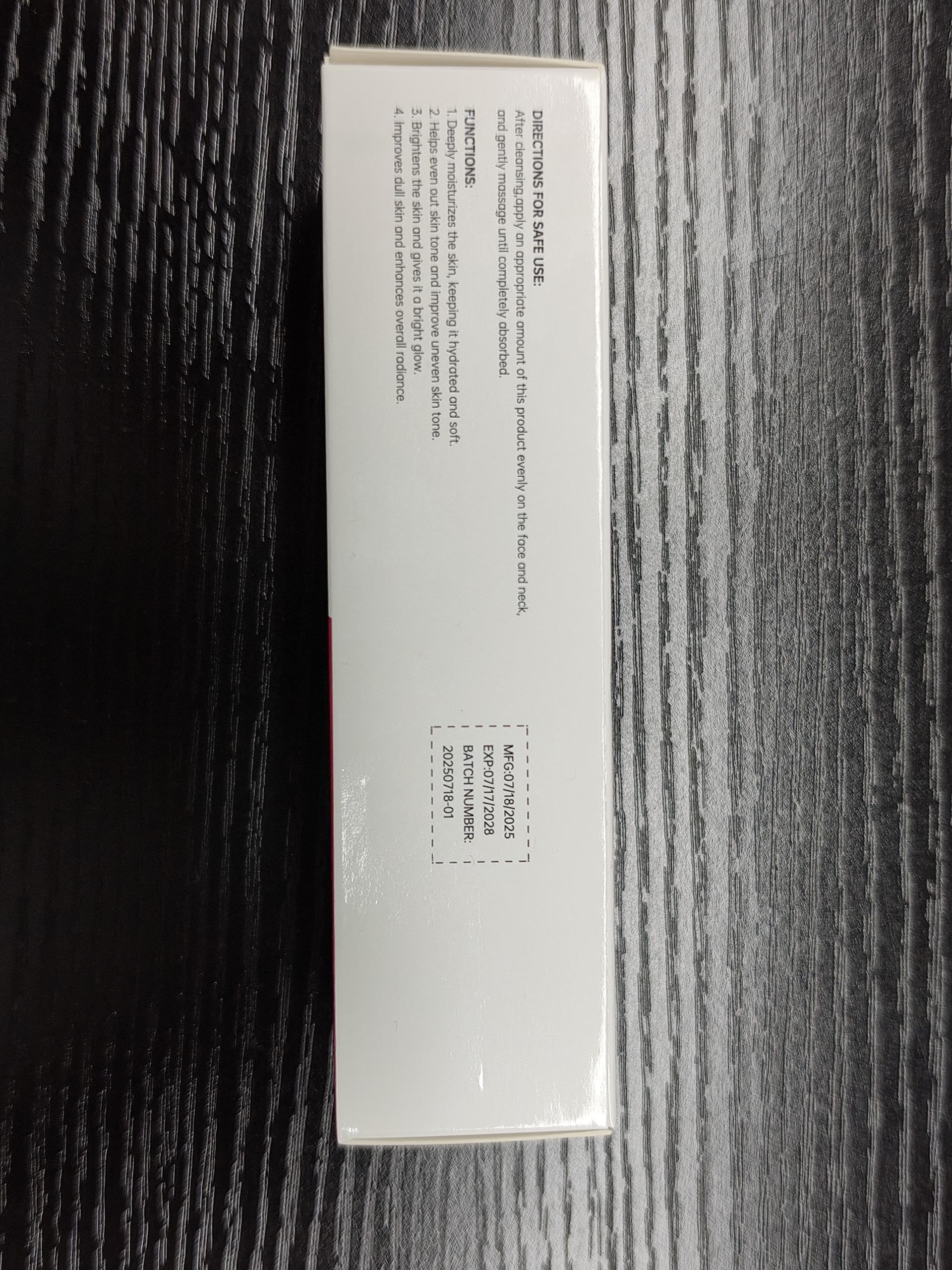 Roseblem con tranexamico 4% para apoyo en pigmentación delicada.