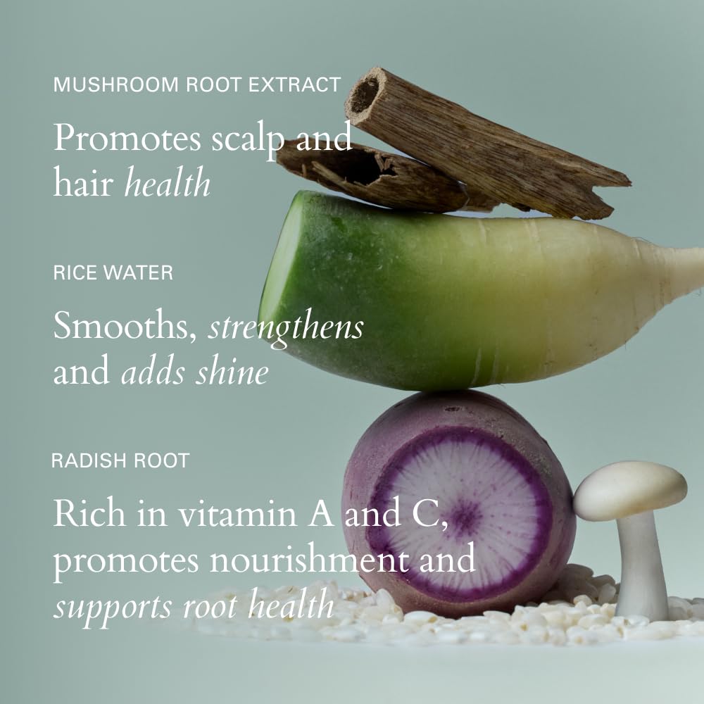 RŌZ Air Thickening Spray at the roots delivering buildable body.