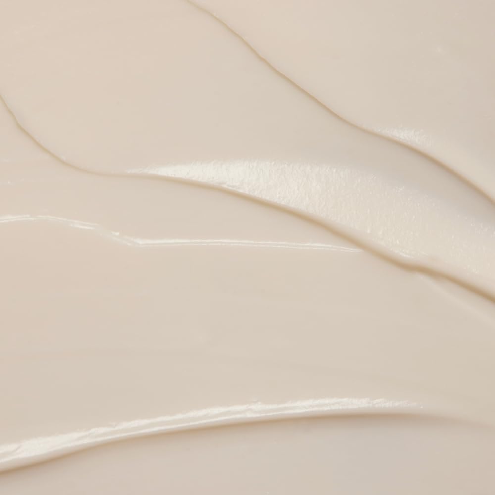 Sunflower oil in RŌZ Evergreen Styling Cream nourishes for softness.