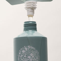Close-up of luxurious coconut-based lather from RŌZ Foundation Shampoo.