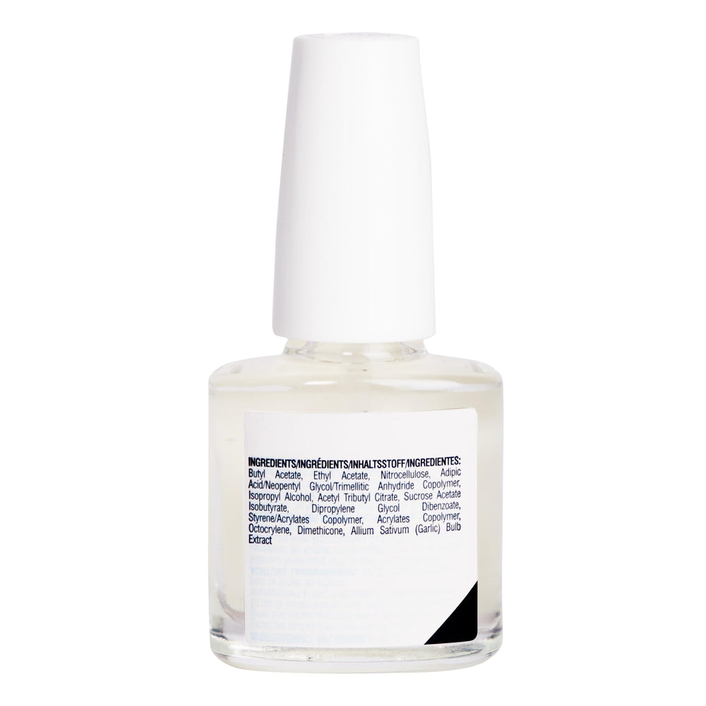 Ruby Kisses Crecimiento y reparación de uñas, primer plano de aplicación.