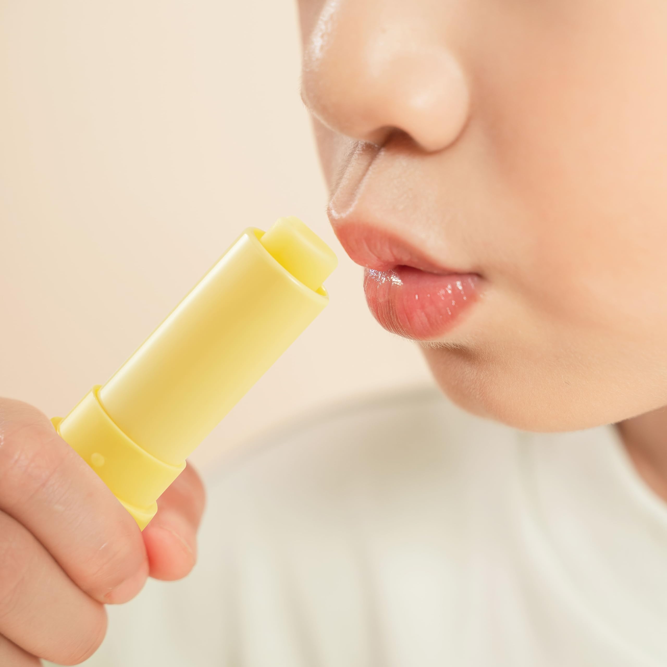 RUNBEN bálsamo labial infantil cuidado piel sensible durante todo el día.