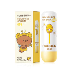 RUNBEN bálsamo labial infantil con textura cremosa para labios suaves e hidratados.