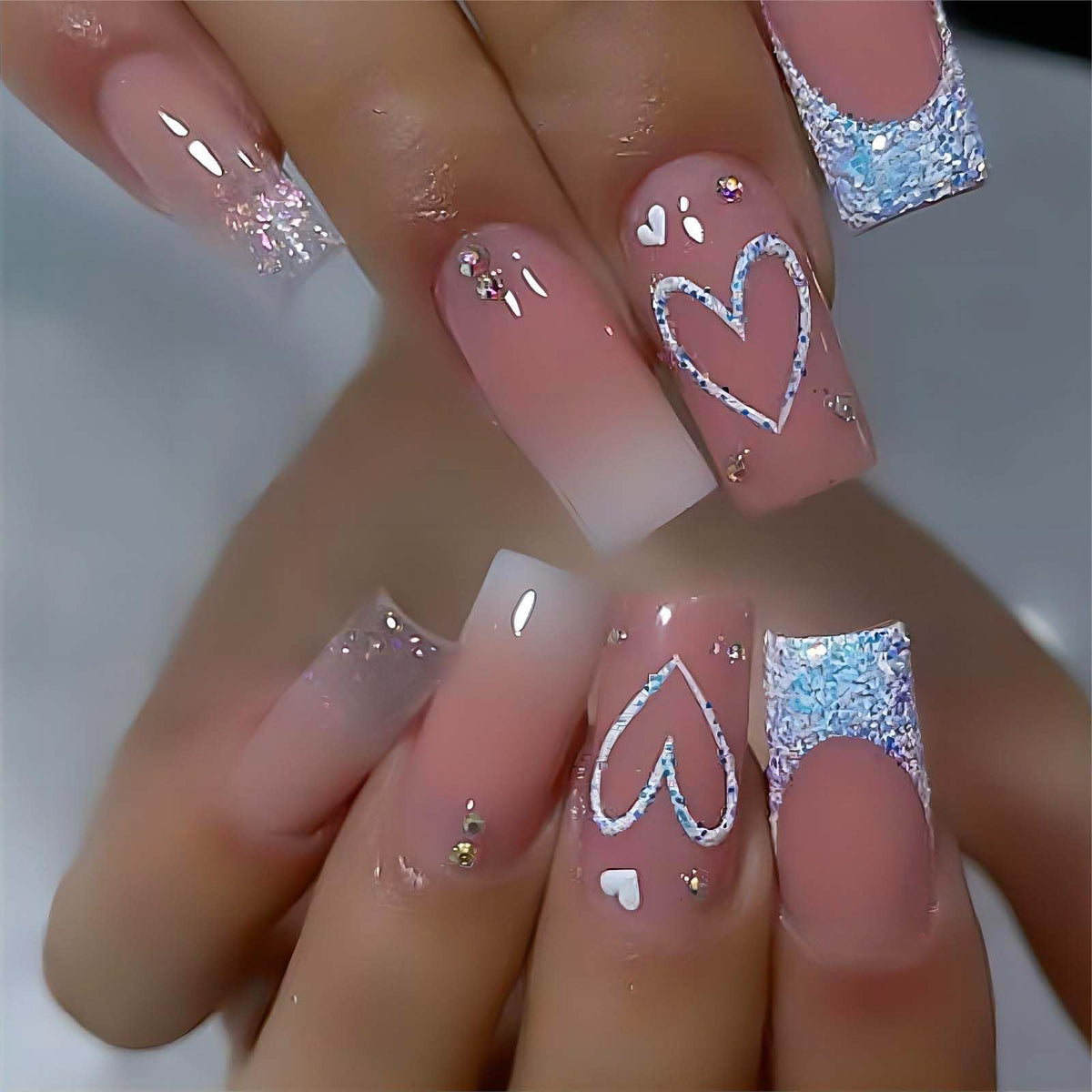 RUOKEXIN Heart Press On Nails glitter ombre finish for chic everyday style