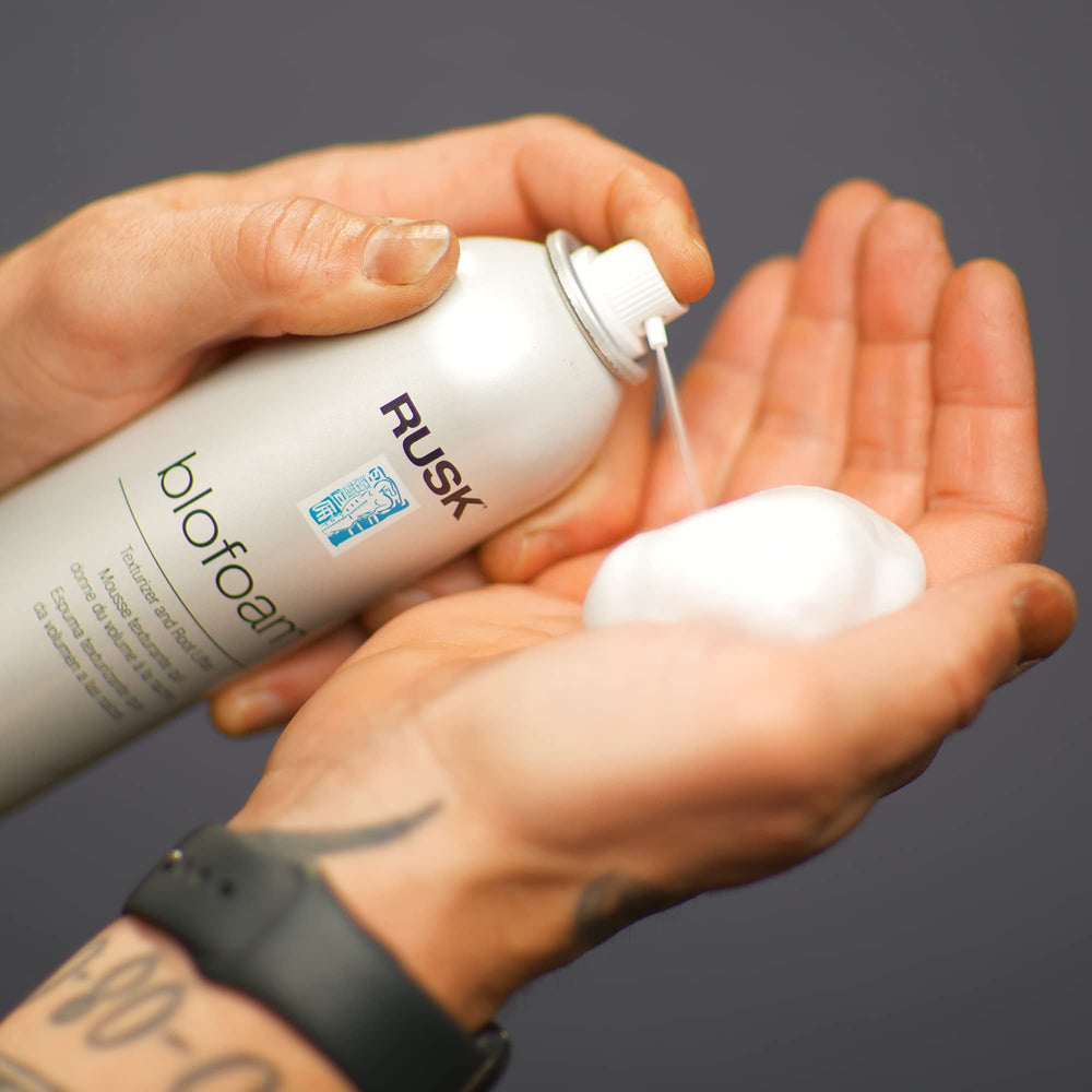 RUSK Blofoam Textura Extrema define rizos con espuma para looks con cuerpo.