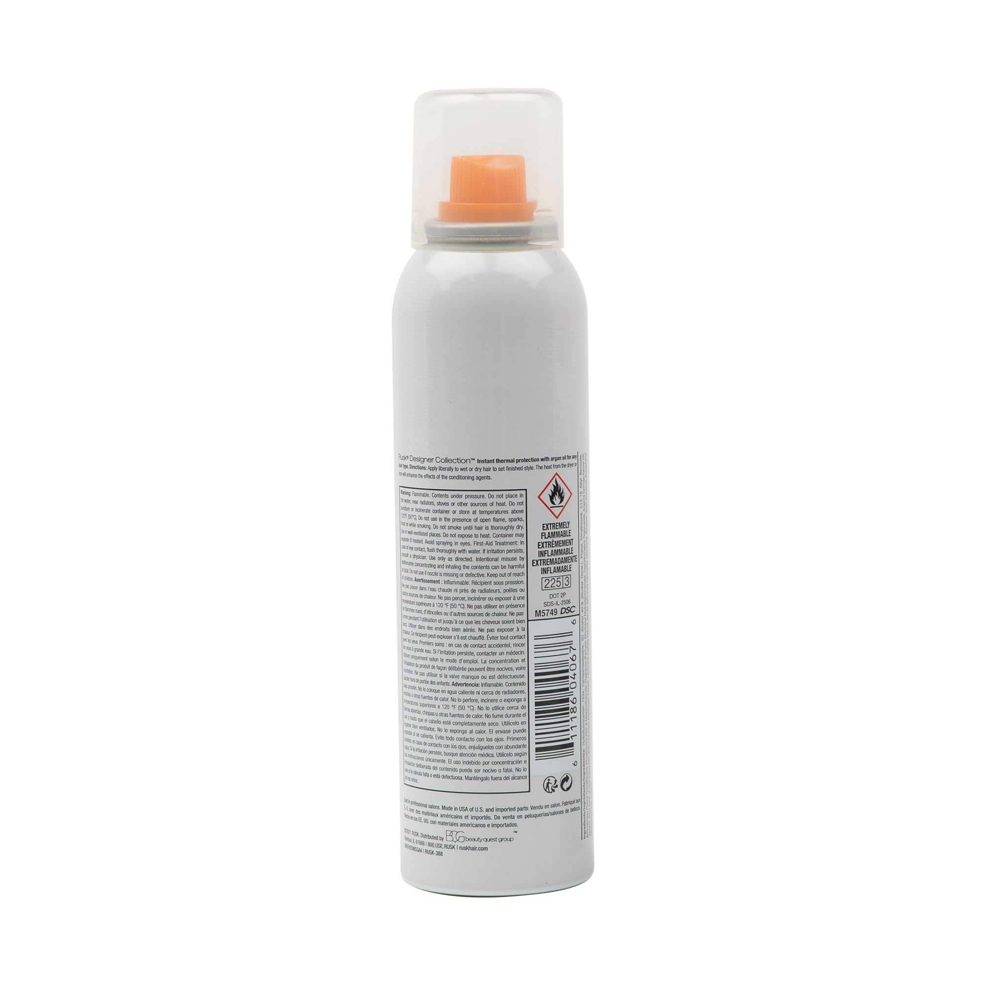 RUSK Thermal Shine Spray aplicándose en seco para acabado suave