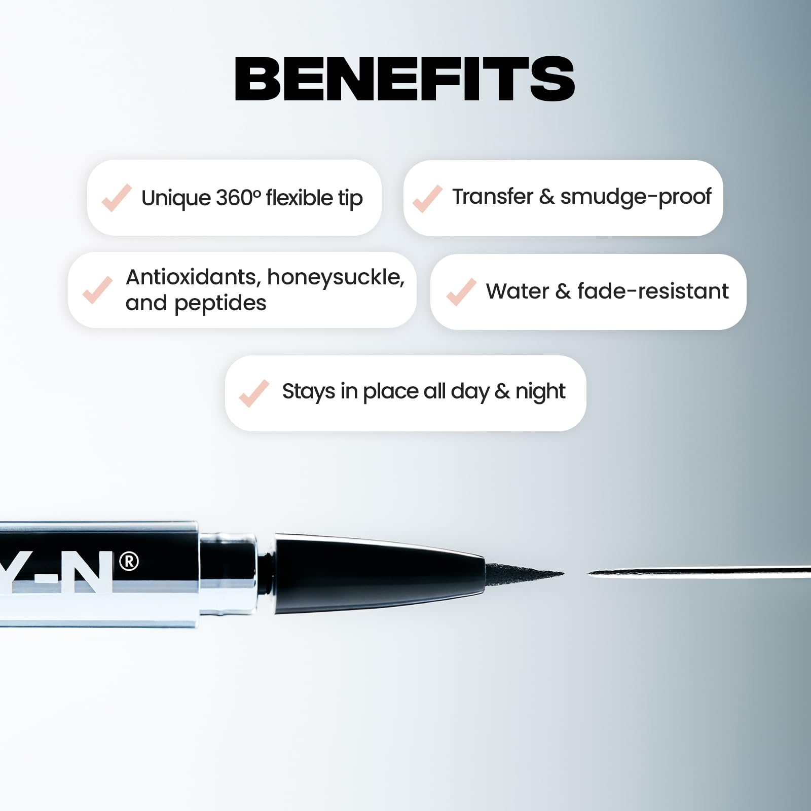 Sacheu Eyeliner STAY-N: secado rápido y resistencia al agua para uso prolongado.