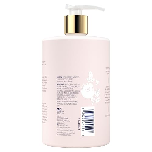 Family washing hands with Safeguard Skin Zen in bright kitchen.