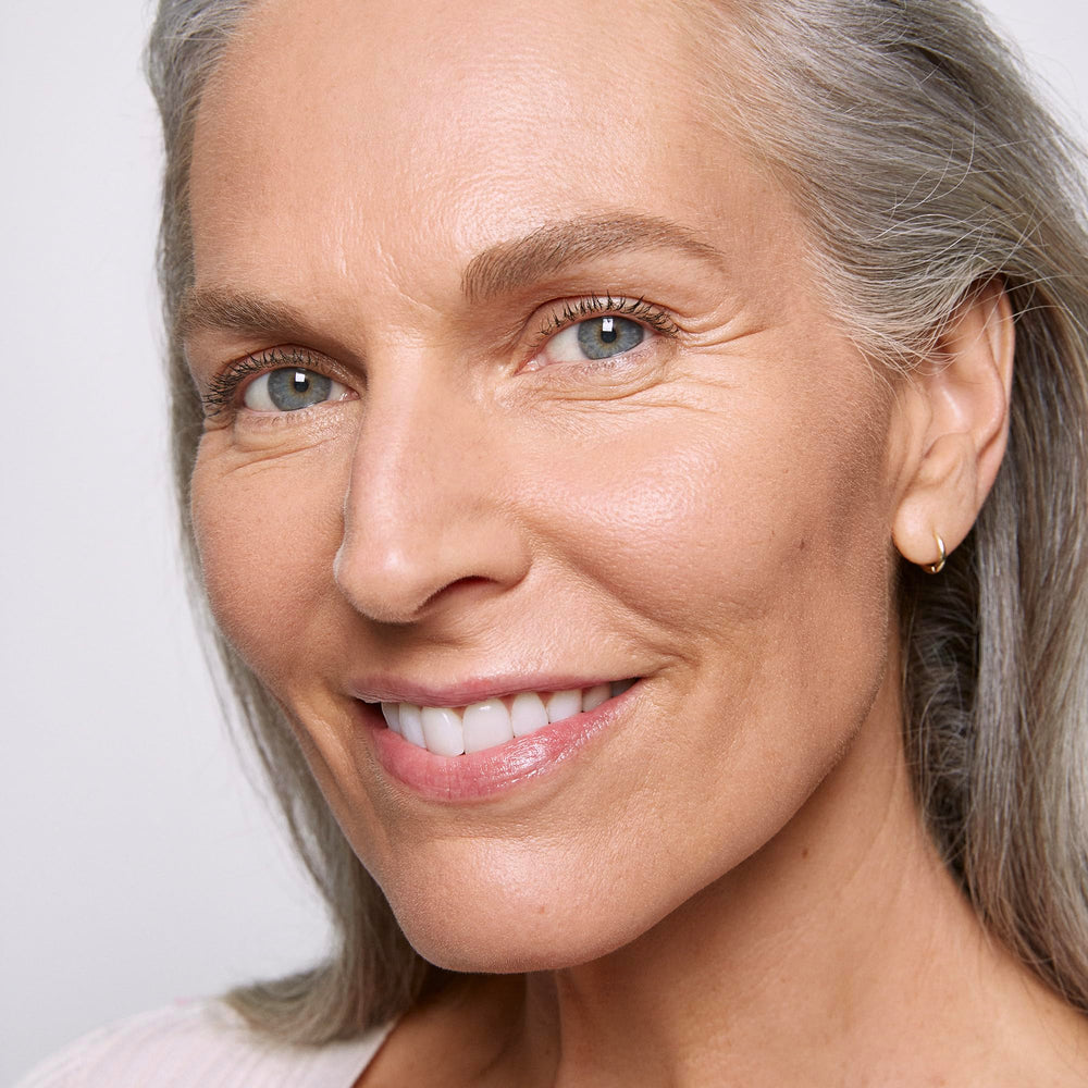 Saie Airset ingredients highlight hydrating squalane in formula
