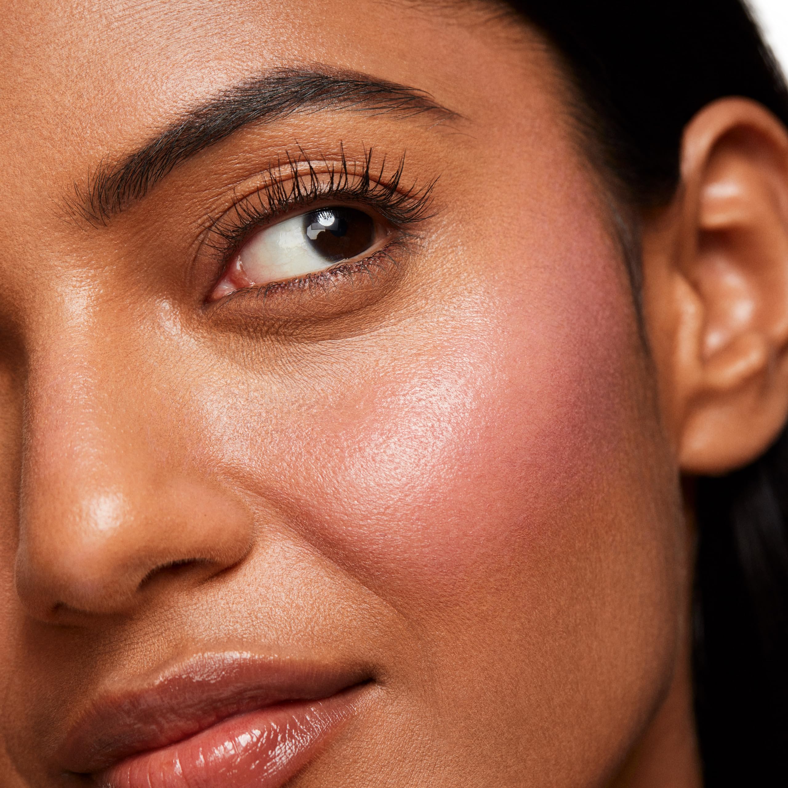 Packaging close-up highlighting vegan cruelty-free status