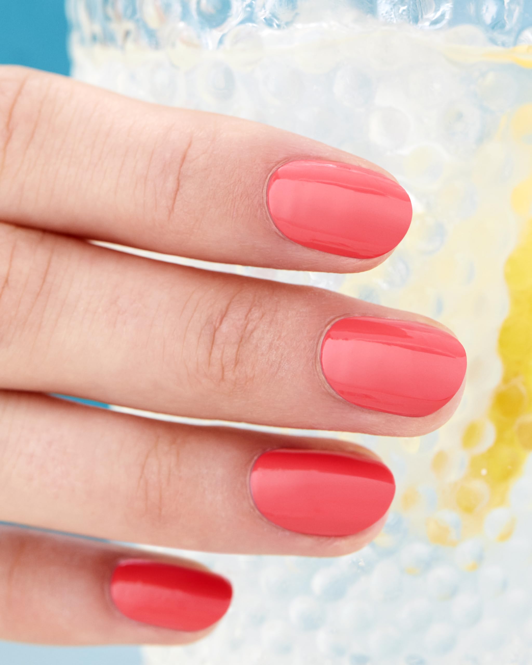 Sally Hansen Insta-Dri Peachy Breeze, secado en 60 segundos para manicuras rápidas.