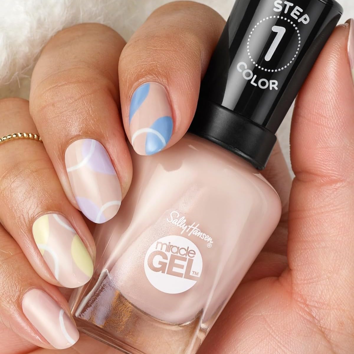 Sally Hansen Miracle Gel: fórmula vegana para una manicura ética