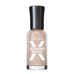 Sally Hansen Xtreme Wear Nifty Nude bottle with creamy, long-lasting color.