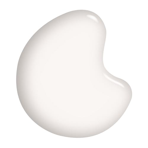 Sally Hansen Xtreme Wear White On nail swatch highlights semi-opaque coverage and gloss.