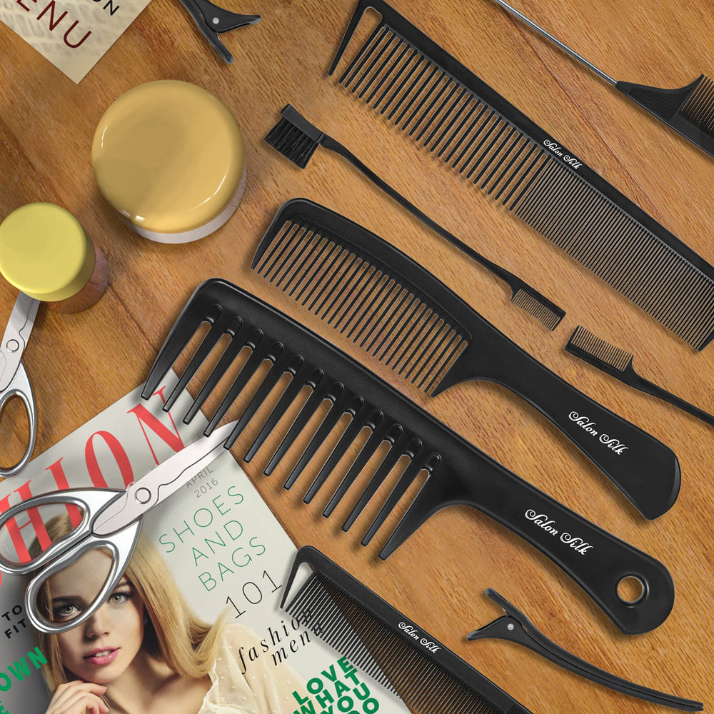 SalonSilk loc comb helps manage dreadlocks with ease.