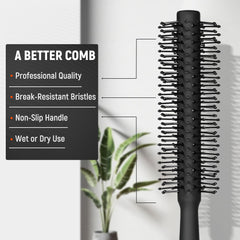 SALON SILK styling comb with smooth edges for precise grooming.