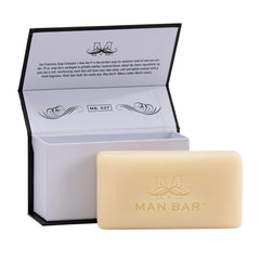 Luxurious lather from Midnight Amber Man Bar for refreshing cleansing.