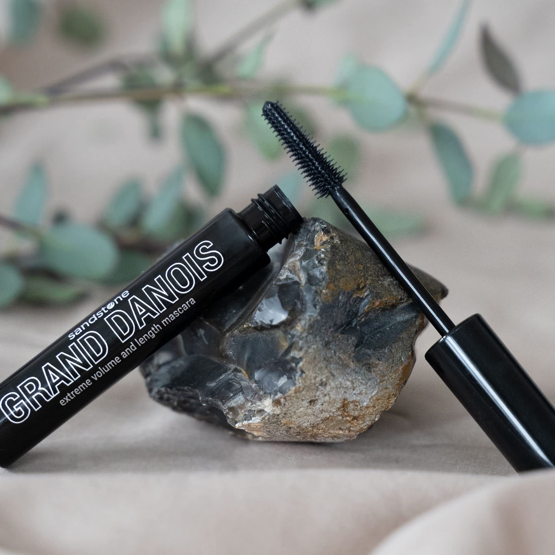 Sandstone Scandinavia Mascara resistente al sudor para días activos.