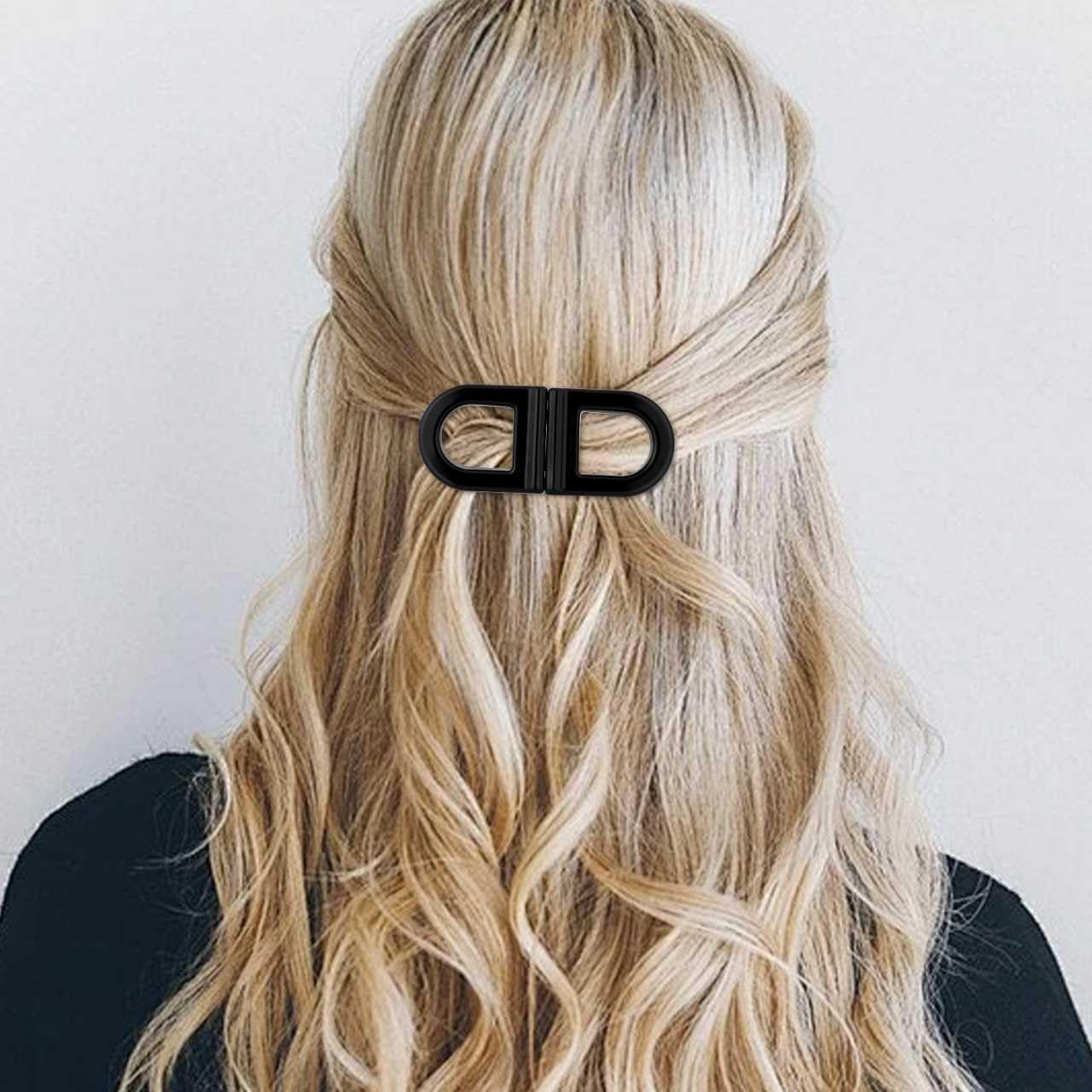 Sapathel clip leopardado aporta estilo diario y practicidad.