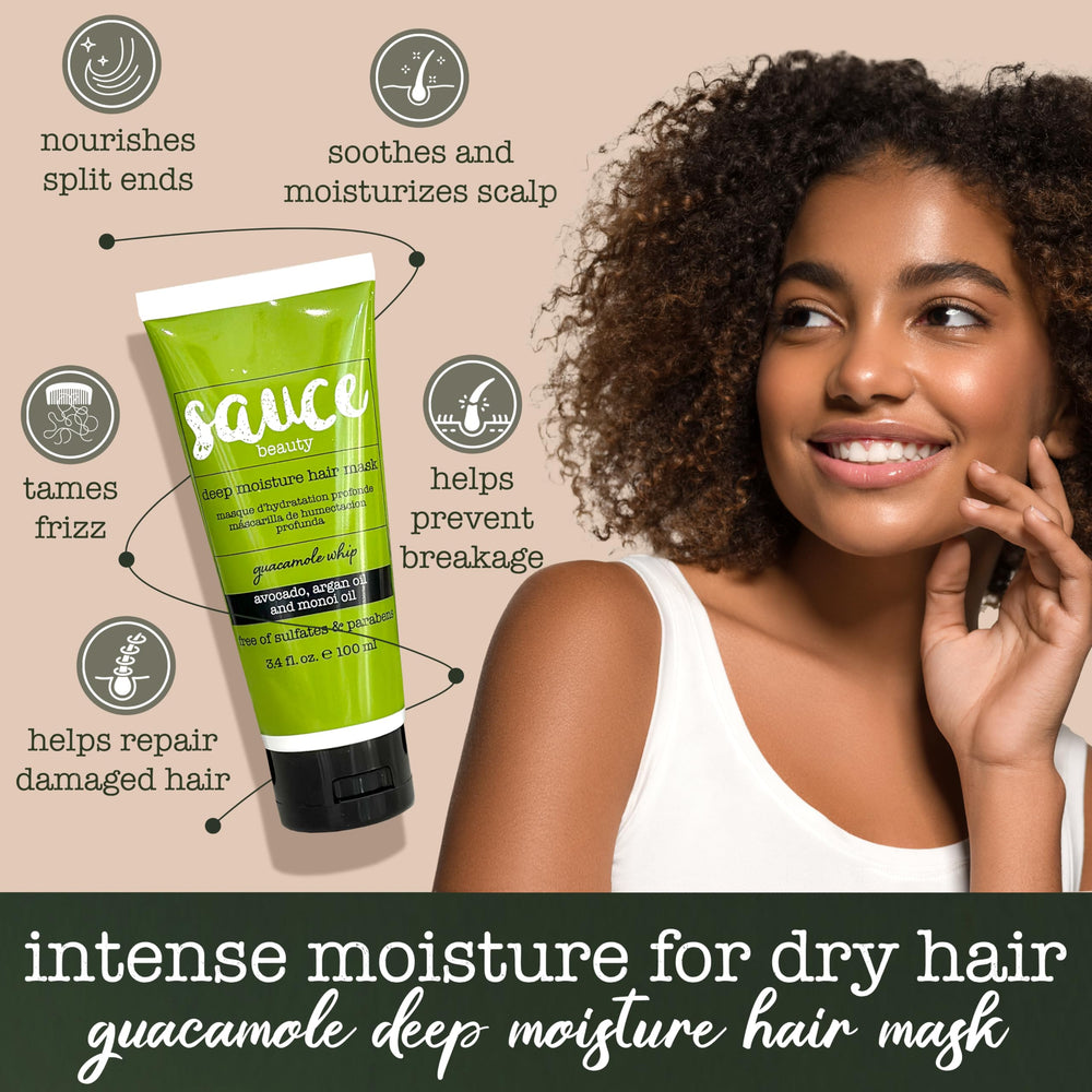 Aplicación suave de Sauce Beauty Guacamole en cabello húmedo para resultados uniformes