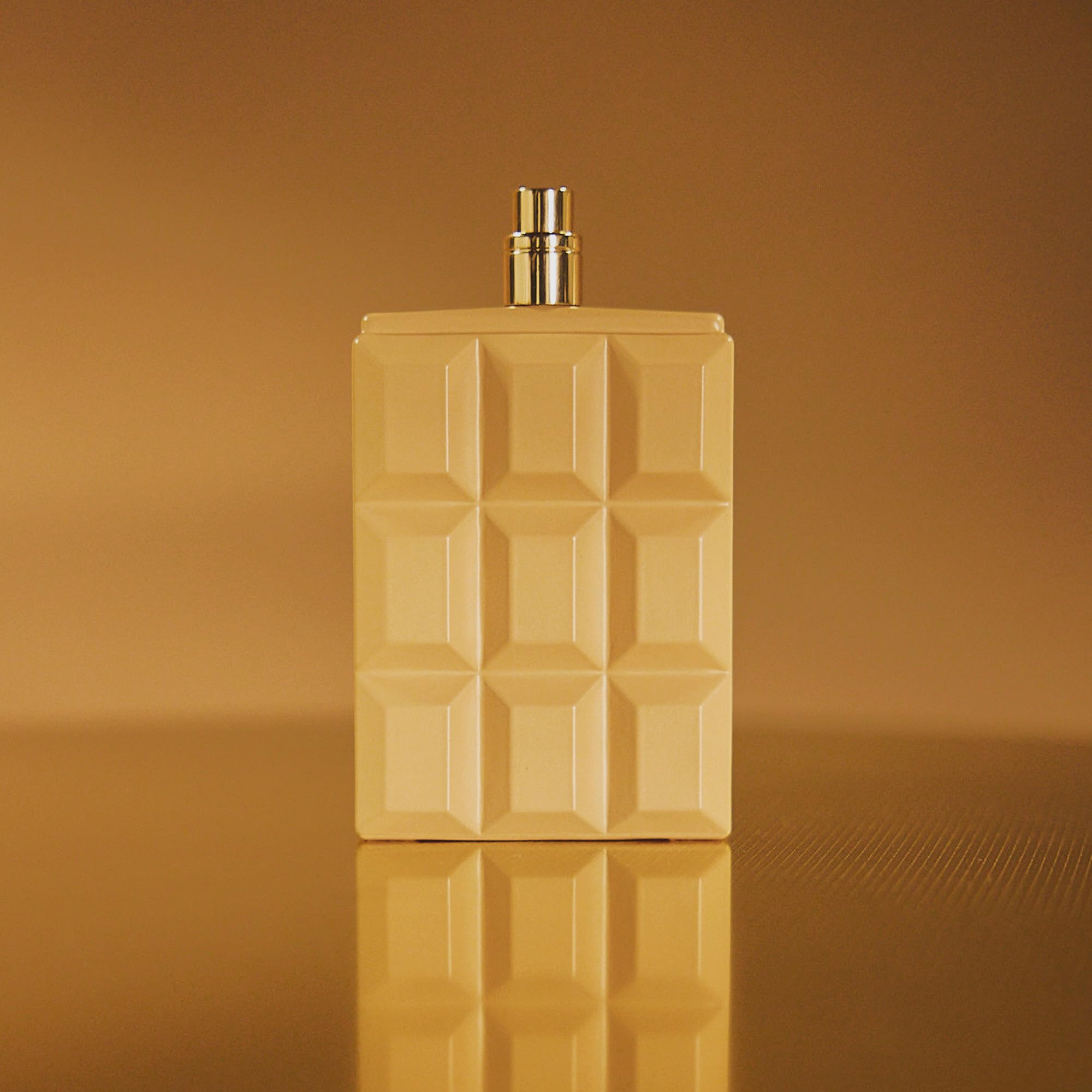 SCENT BEAUTY Sabrina Carpenter Caramel Dream EDP wrist application demonstrating versatile wear