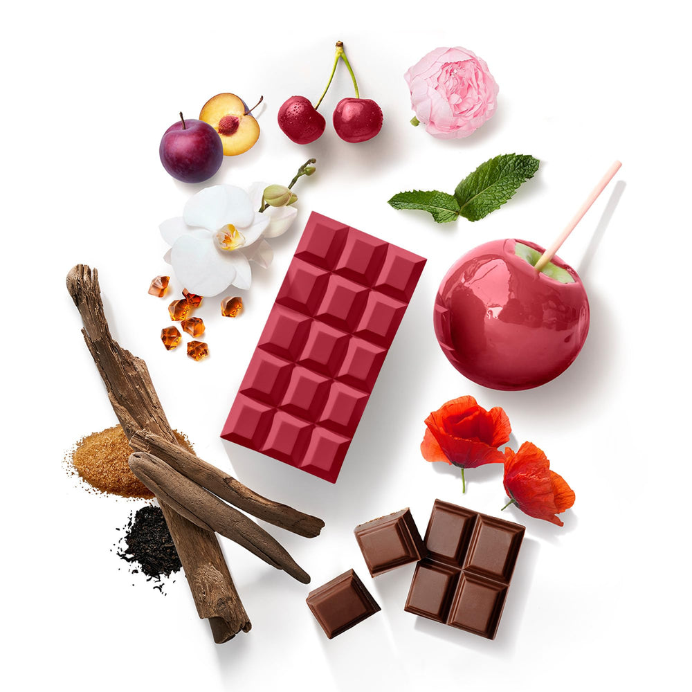 SCENT BEAUTY Sabrina Carpenter Cherry Baby label-detail, premium packaging for display