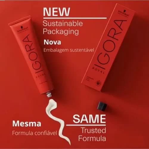Schwarzkopf Igora Royal application on hair with creamy texture for smooth coverage.