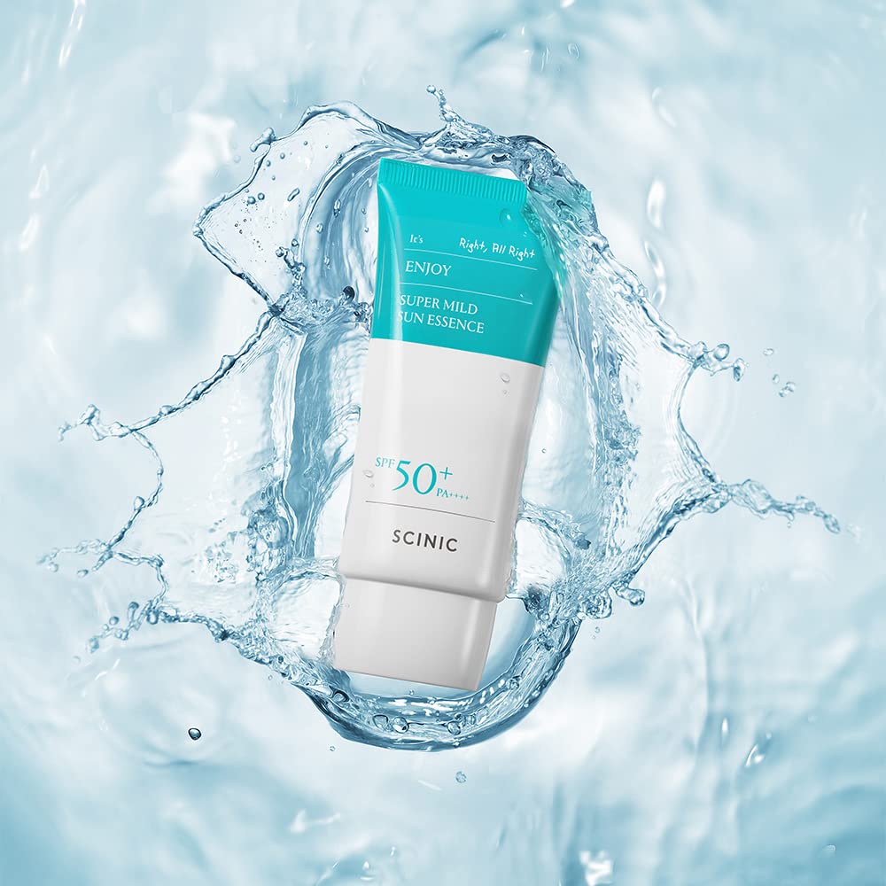 SCINIC Enjoy Super Mild Sun Essence, formato loción para rostro ligero.