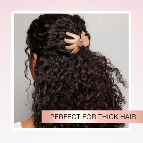 No-slip coating on Scunci clip helps keep hair in place.