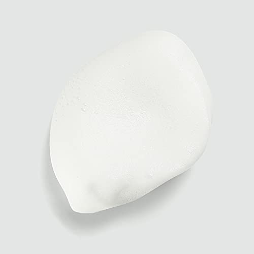 Difusor y secado con Sebastian Mousse Forte para volumen duradero.