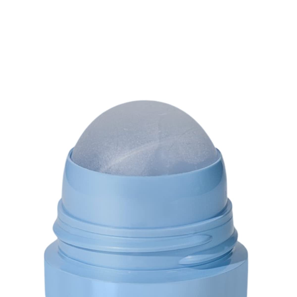 Secret Original Roll-On skin-test shows comfortable wear during daily activities.