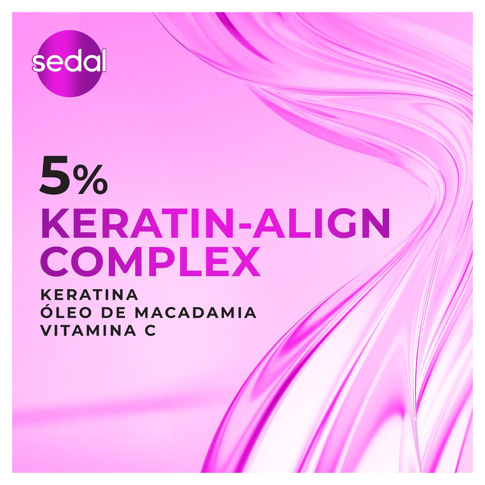 Sedal Perfect Smooth daily-use application on dry hair for movement.