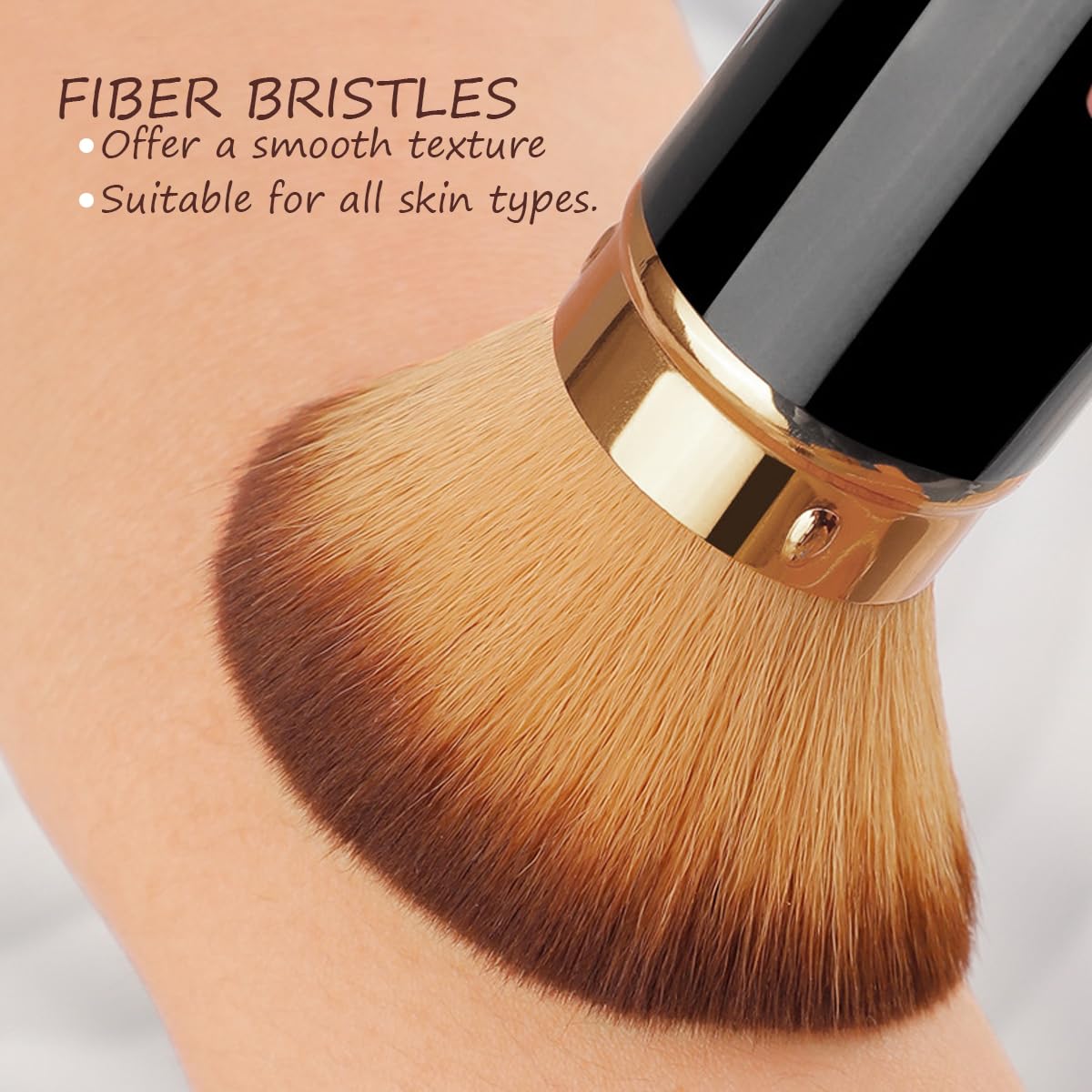 SEINGTOOM travel-friendly kabuki brush designed for powder and cream application