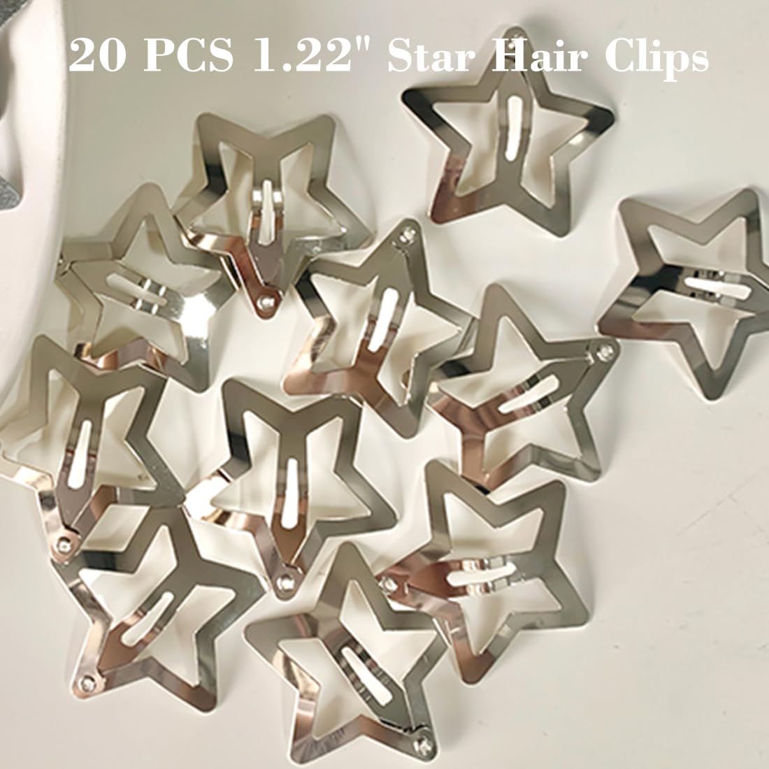 Lightweight yet sturdy Seneeel clip complements elegant hairstyles.