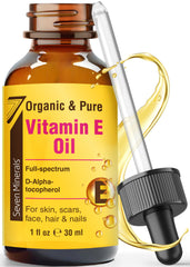 Seven Minerals Vitamina E Ultra Pura en botella de vidrio para hidratación profunda de piel.