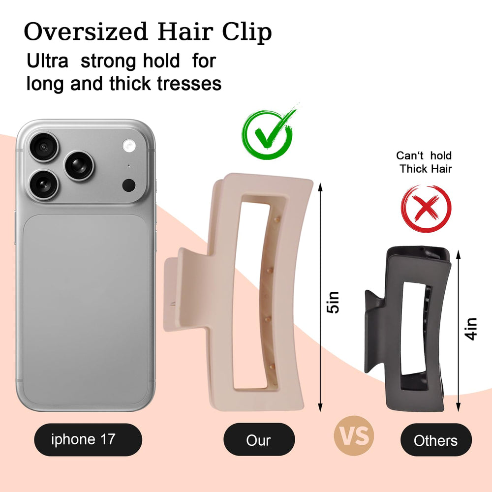 SEVEN STYLE thick-hair clip held with reinforced spring for lasting hold.