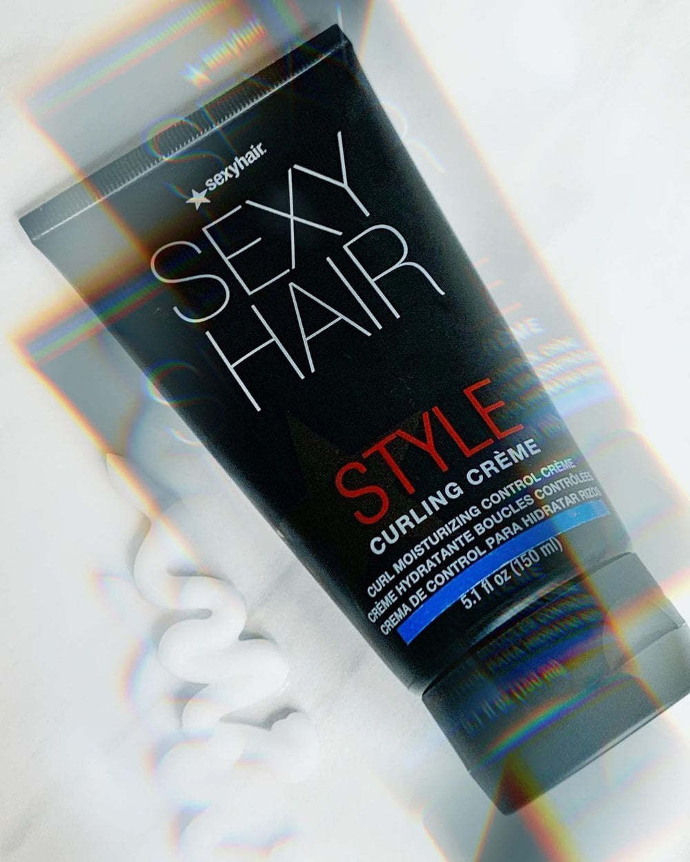 SexyHair Curling Creme nutrición suave para rizos definidos.