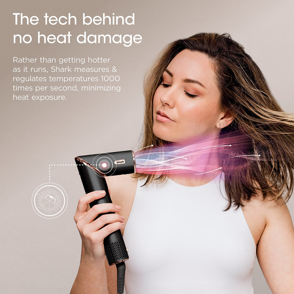 Shark FlexStyle oval brush for smooth volumized results