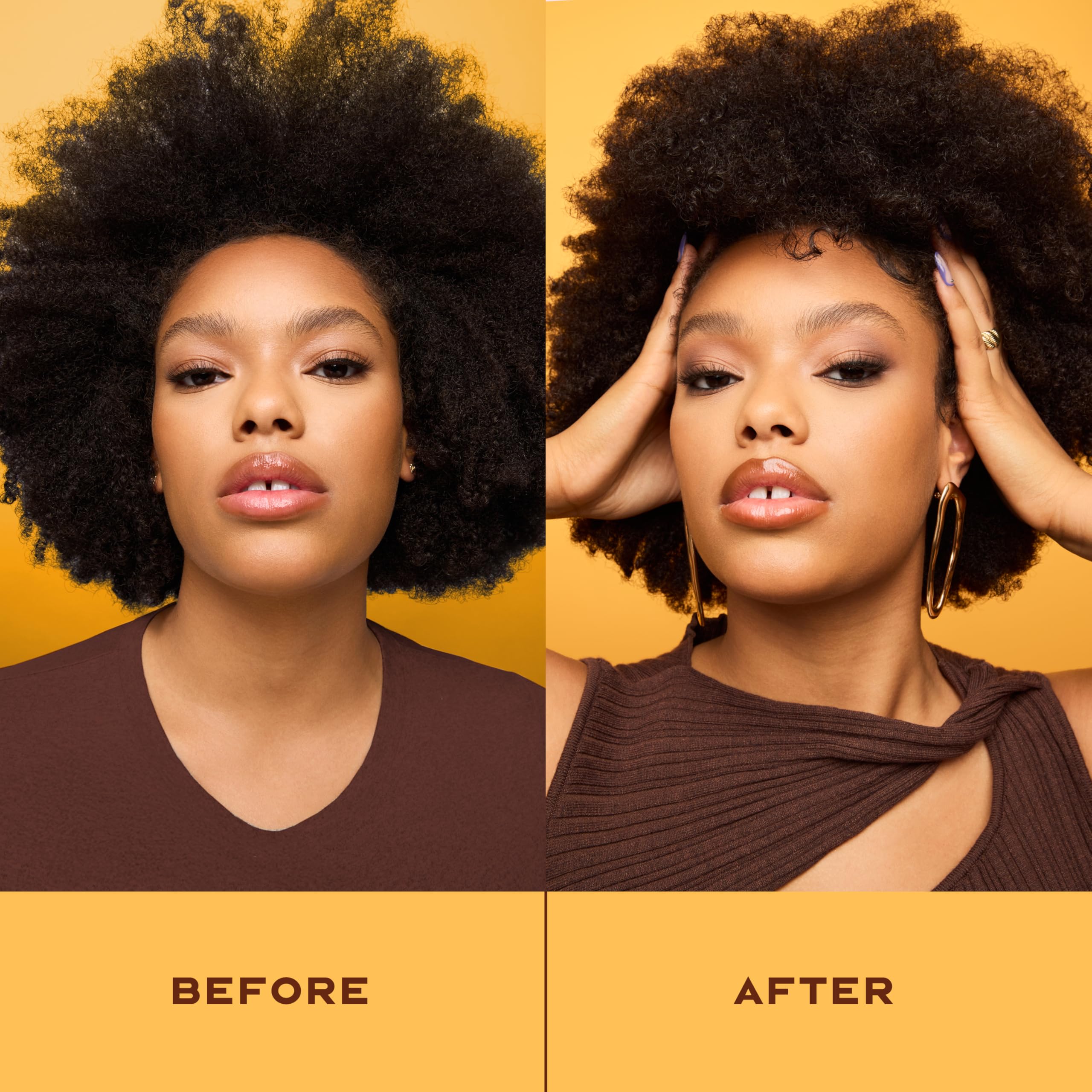 Aplicación suave sobre cabello rizado mojado con SheaMoisture Restorative Conditioner.