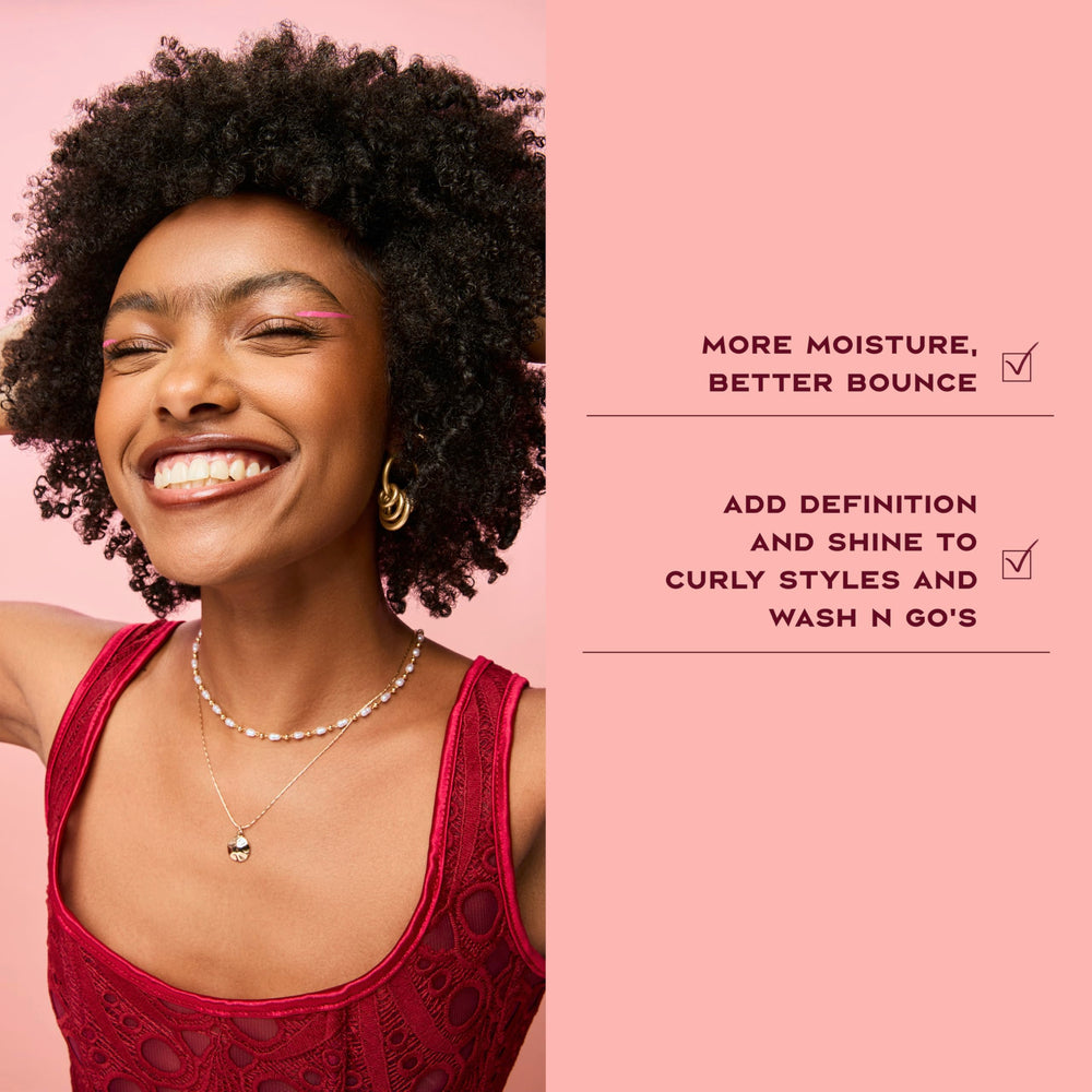 Aplicación sencilla de crema para definir rizos con Coco Hibisco