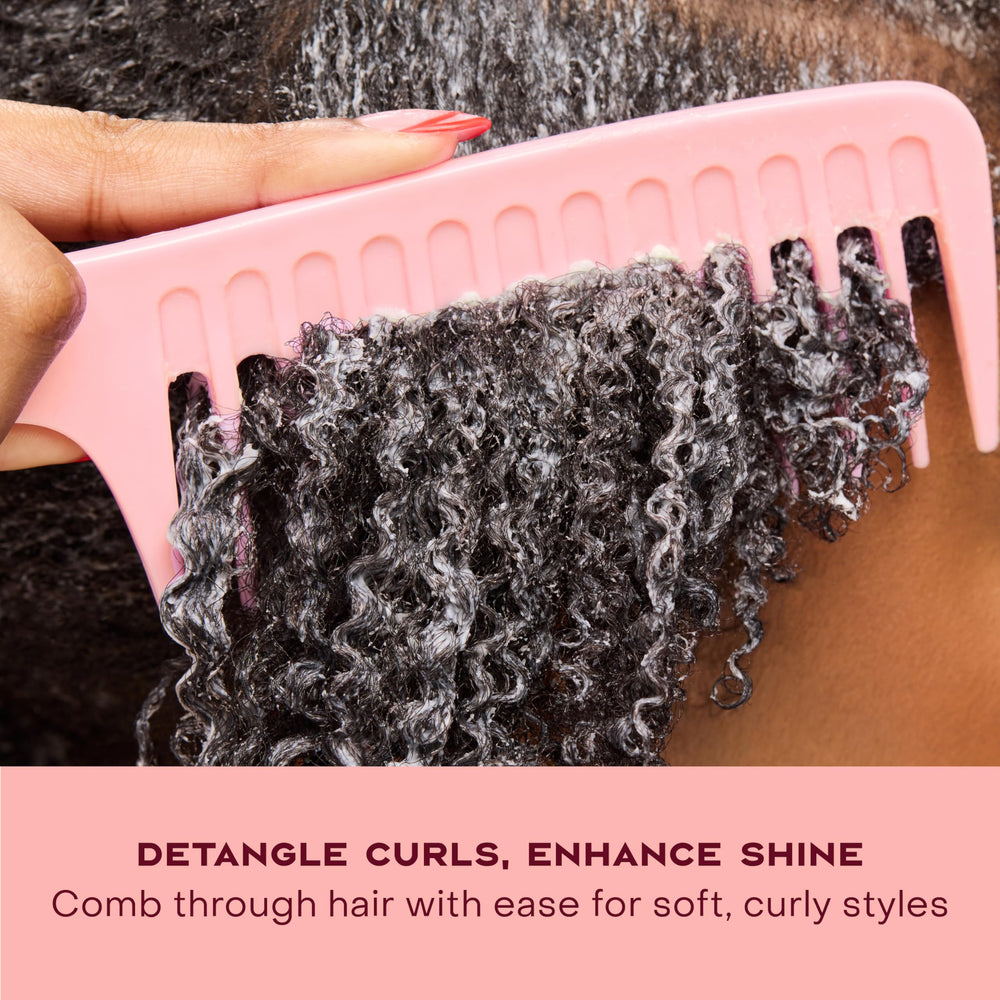 Hidratación duradera para cabello grueso y rizado con SheaMoisture Coco Hibisco.