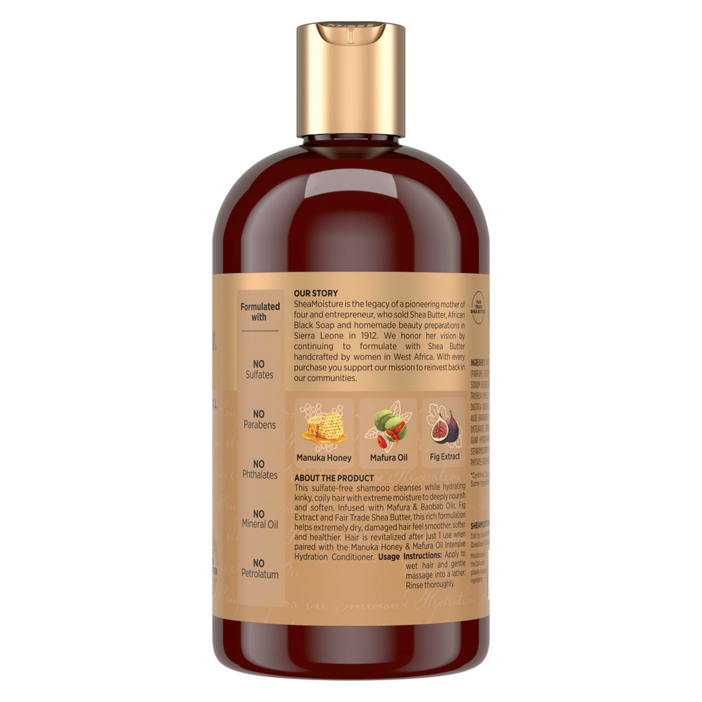 Espuma cremosa de Shampoo SheaMoisture para limpieza suave.