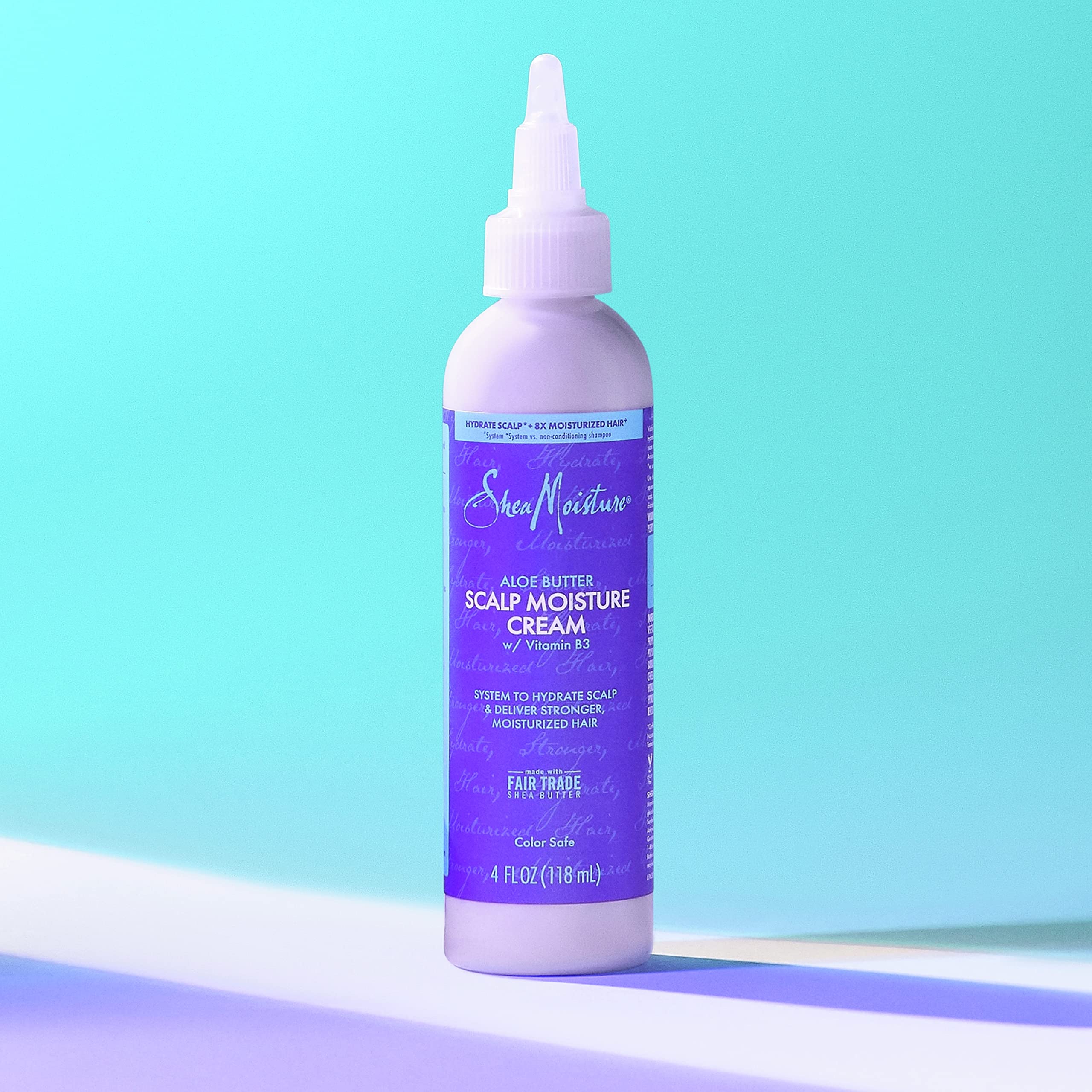 SheaMoisture: vitamina B3 aporta hidratación al cabello.