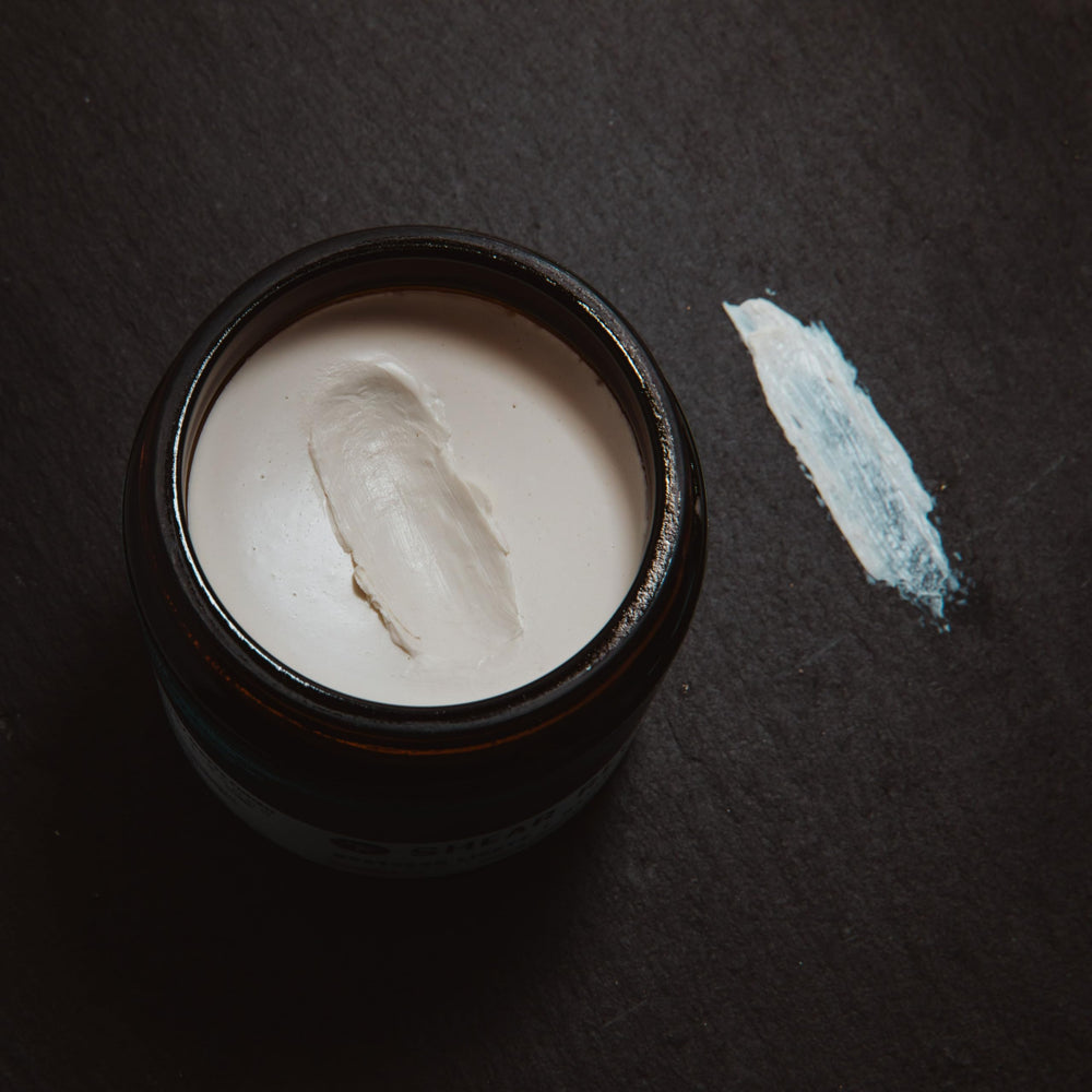 Citrus and sage scent enhances Northern Lights daily grooming