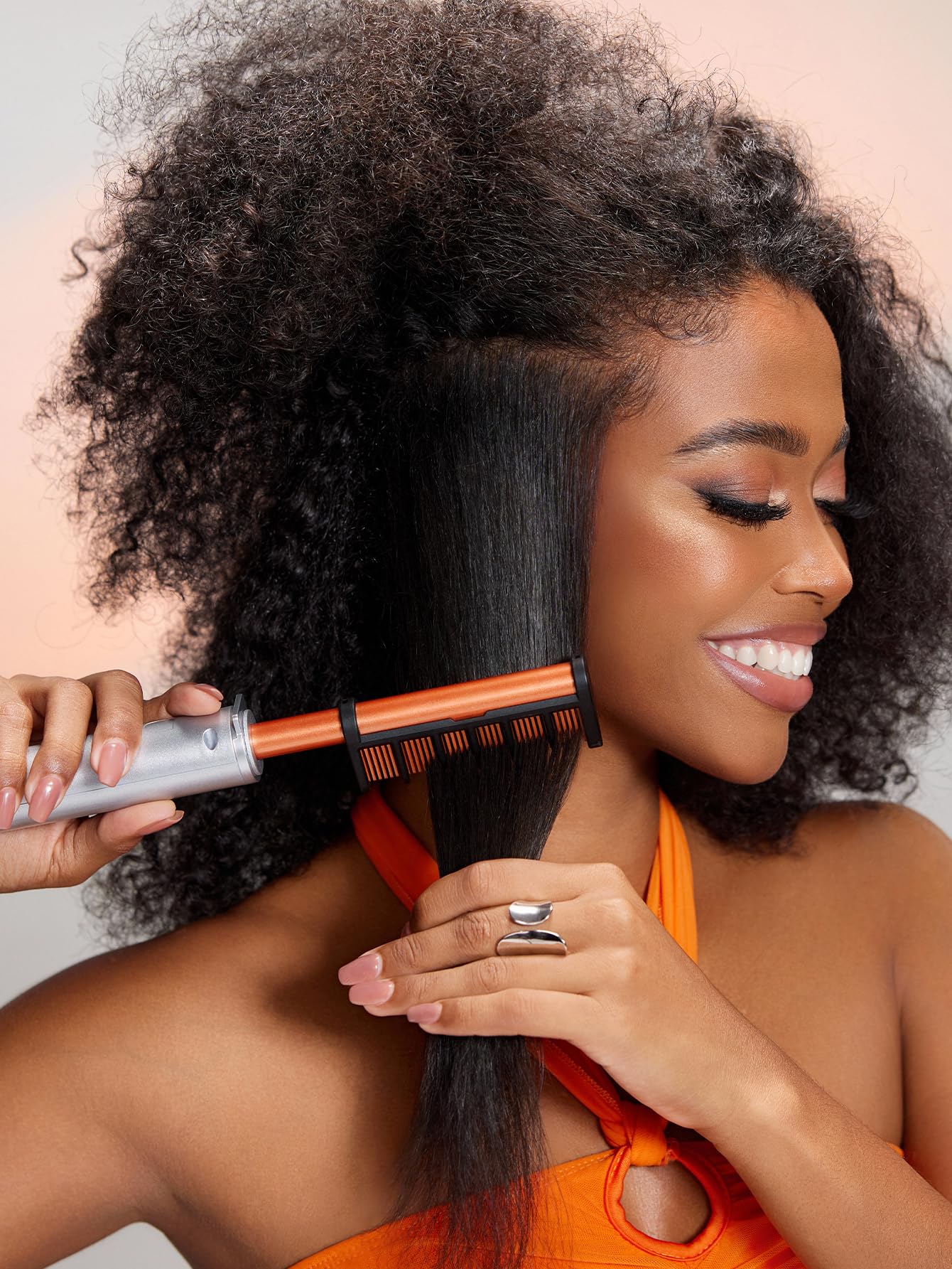 SHEGLAM dual voltage plug options allow worldwide styling