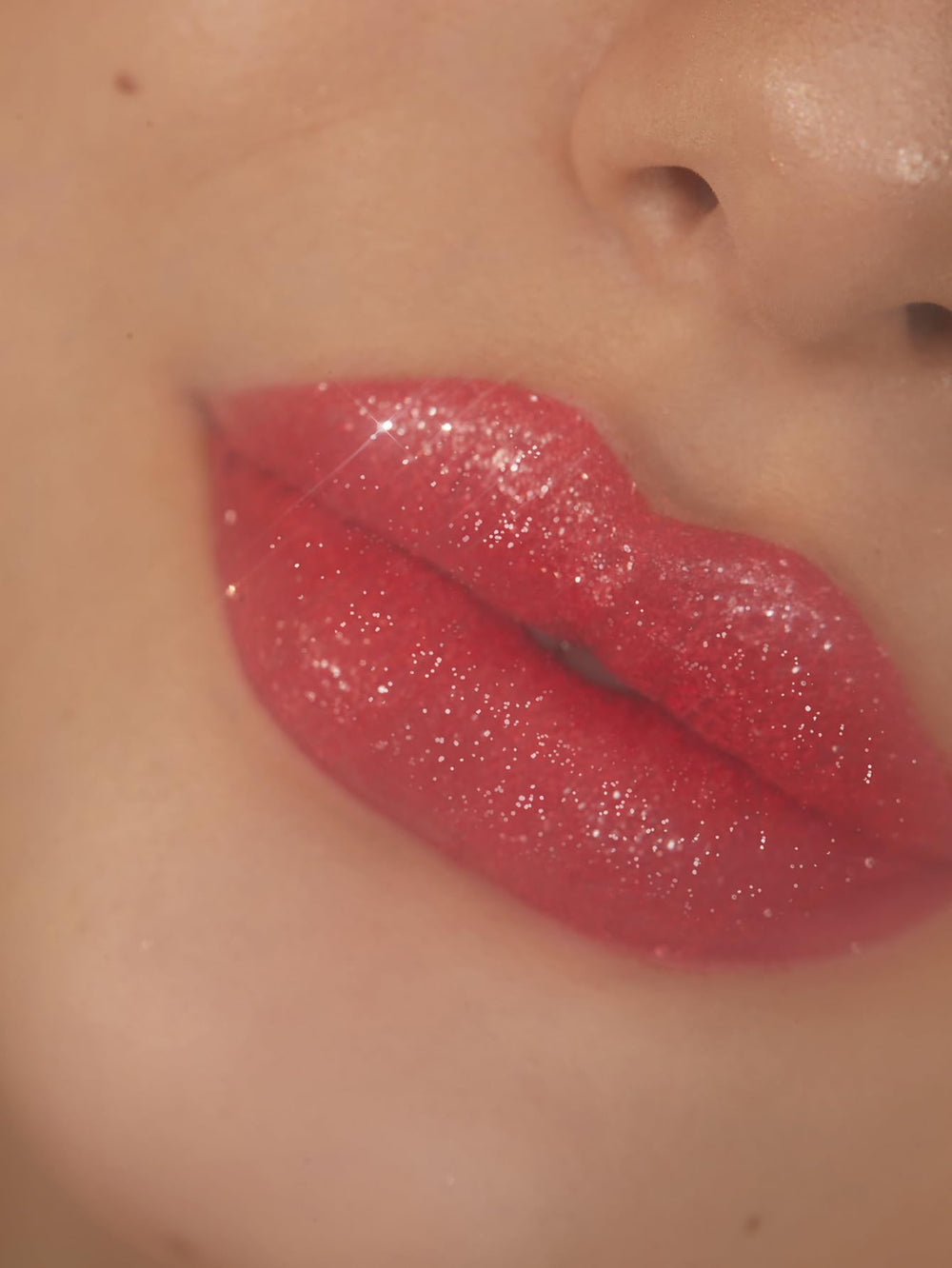 SHEGLAM Lip Dazzler glitter powder dust adds radiant, ultra-fine sparkle.